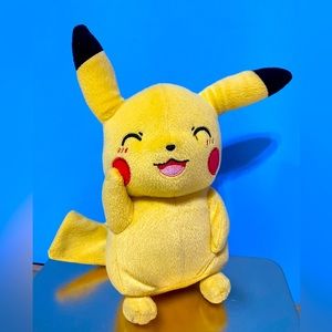 POKÉMON TOMY NINTENDO 2017 PIKACHU BLUSHING PLUSH WITH EMBROIDERED FACE 9”